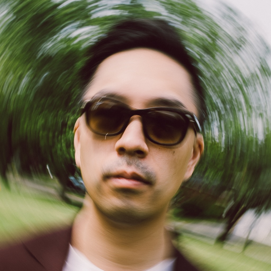 new profile pic ๐ presave CIRCLES โพ๏ธ link in bio
๐ธ by @alxznder