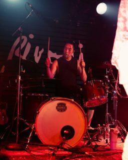Always super thankful for the opportunity to be trusted on stage either by my band @rhdband, the crazy talented @whoisrune, and by a few more later this year 🥁❤️ Keep the creativity & musical energy flowing in 2026 🤘
📸 Shoutout to @falsechordmagazine for the capture!

Dunno what to tag uhh #drummer #drumming #drums #livemusic #torontomusicscene whoa only 5 max now?! Tough times never last.